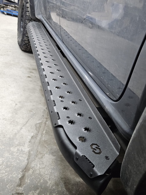 Progi stalowe Ford Ranger Raptor 2023+