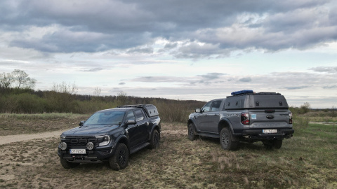 Zabudowa Ford Ranger 2023+ z fabryczną roletą Zabudowa Ford Ranger 2023+ z fabryczną roletą