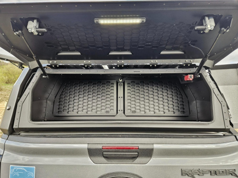 Zabudowa Ford Ranger 2023+ z fabryczną roletą Zabudowa Ford Ranger 2023+ z fabryczną roletą