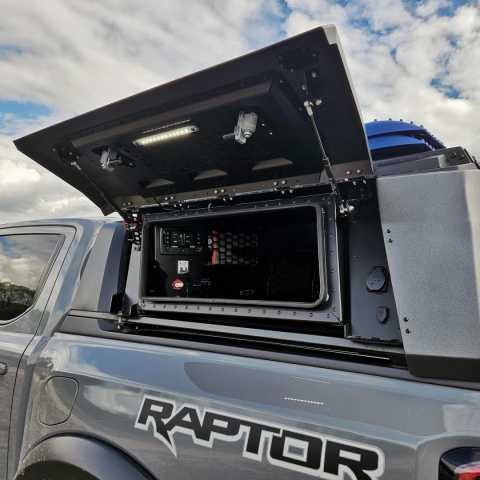 Zabudowa Ford Ranger 2023+ z fabryczną roletą Zabudowa Ford Ranger 2023+ z fabryczną roletą